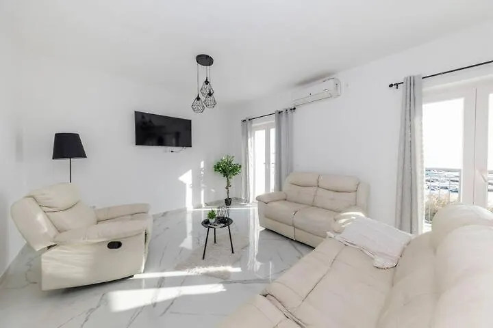 Luxury Penthouse With Jacuzzi And Seaview Apartment Petrcane